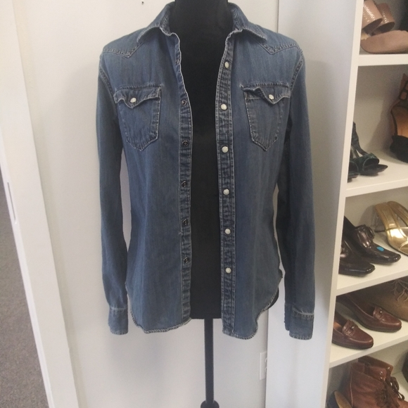 Jean jacket - Picture 1 of 5